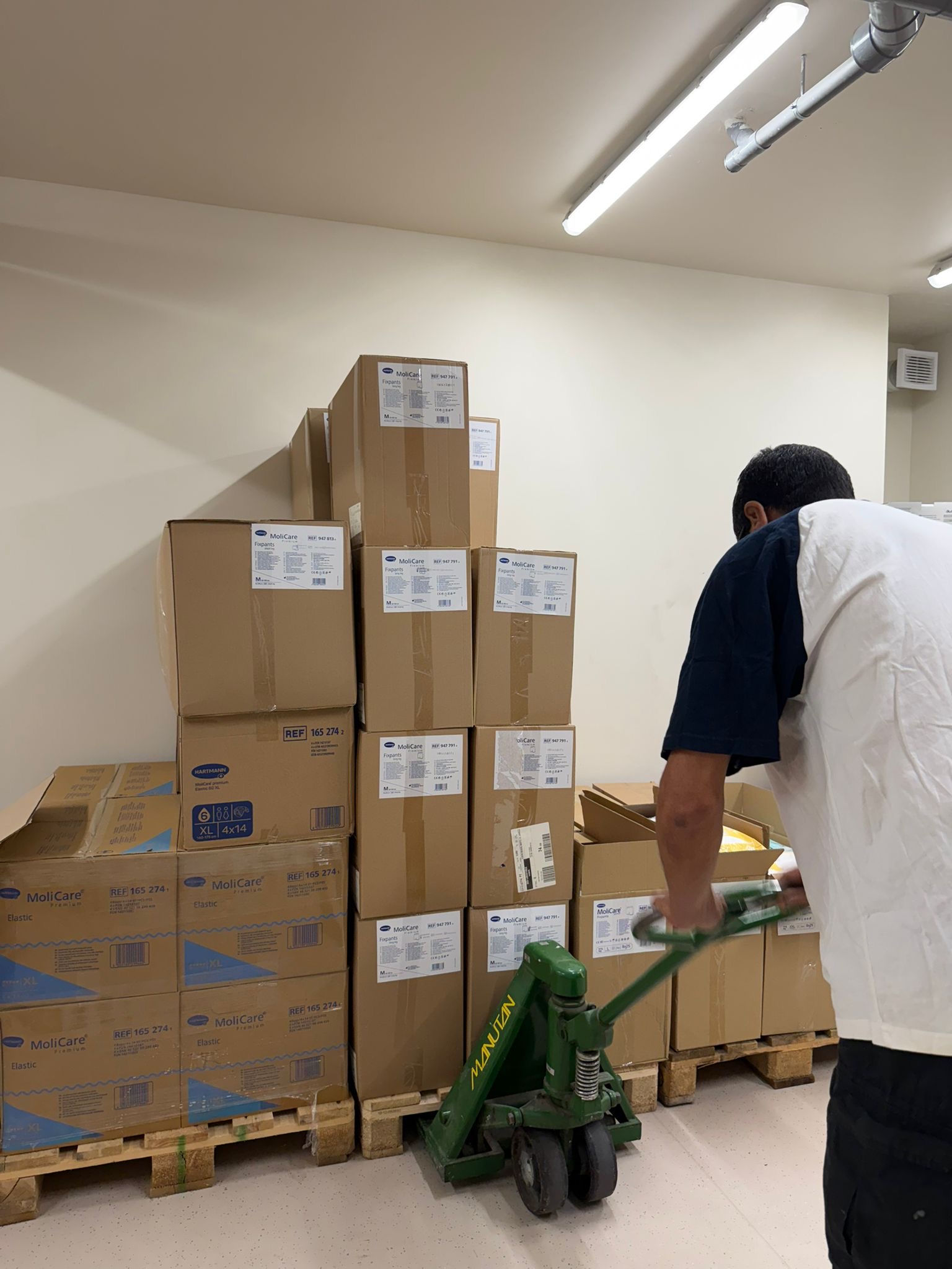 Activité de manutention au chantier d’insertion